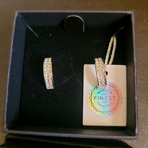 NIC & Syd Swarovski crystal small hoop earrings